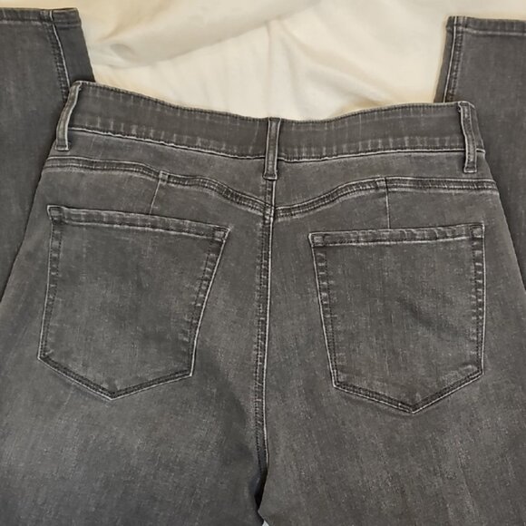 White House Black Market Gray Jeans - Picture 4 of 10